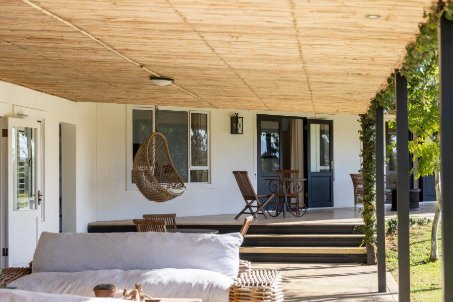 8 Bedroom Property for Sale in Airport Western Cape